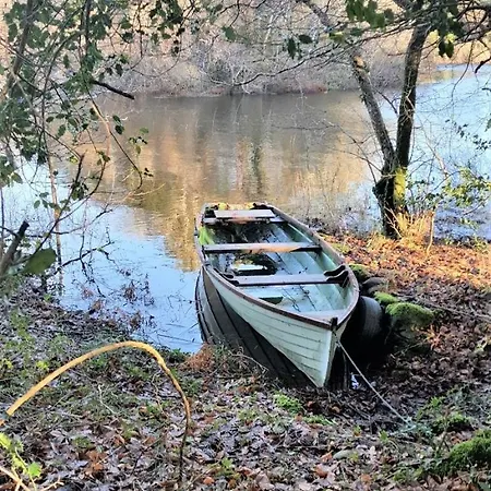 Дом отдыха Mountain With Barn Sauna, Clonbur, Galway