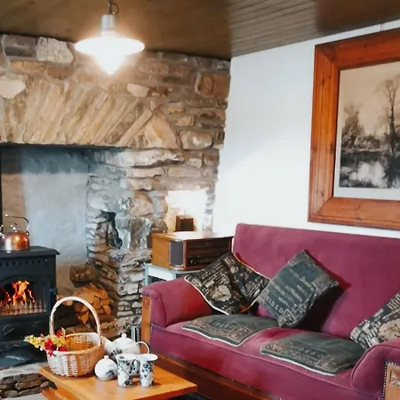 Сasa de vacaciones Mountain With Barn Sauna, Clonbur, Galway *