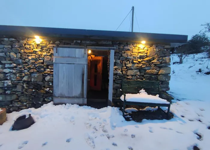 Mountain With Barn Sauna, Clonbur, Galway Ferienhaus